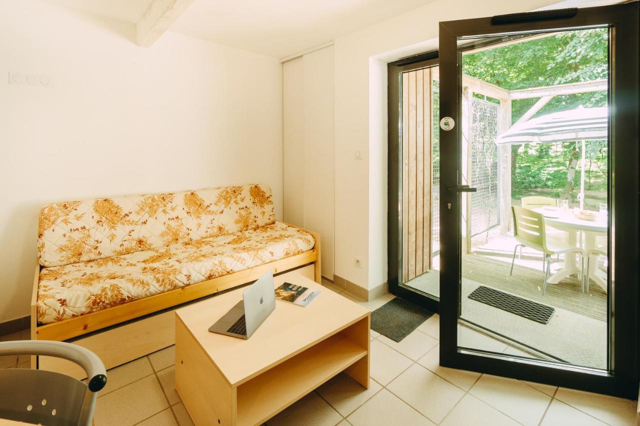 La Riviera Limousine By Popinns 2*